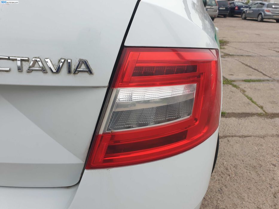 Tripla Lampa Stop Led Dreapta Skoda Octavia 3 Hatchback Berlina 2013 - 2020 Cod 5E5945112B [K4811]