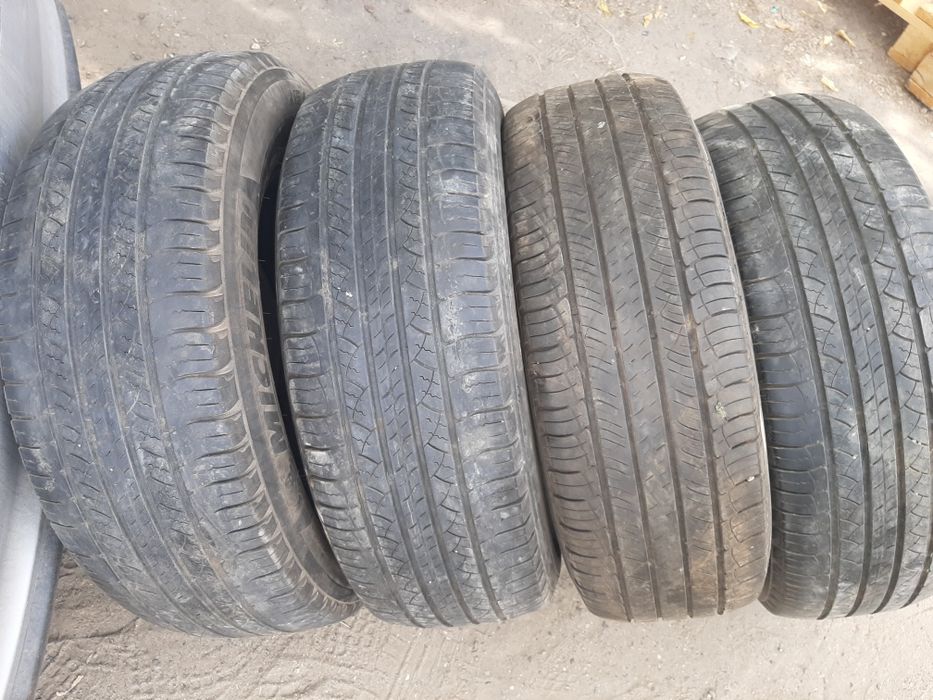 Продам шины 215/65/16 мишелин