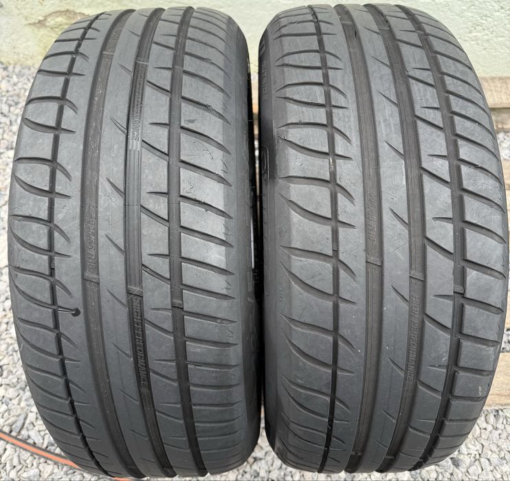 2бр 225/55/16 на 6мм  с 22дот