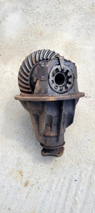 Diferențial/reductor punte spate 8/33 / Tv 14 Aro