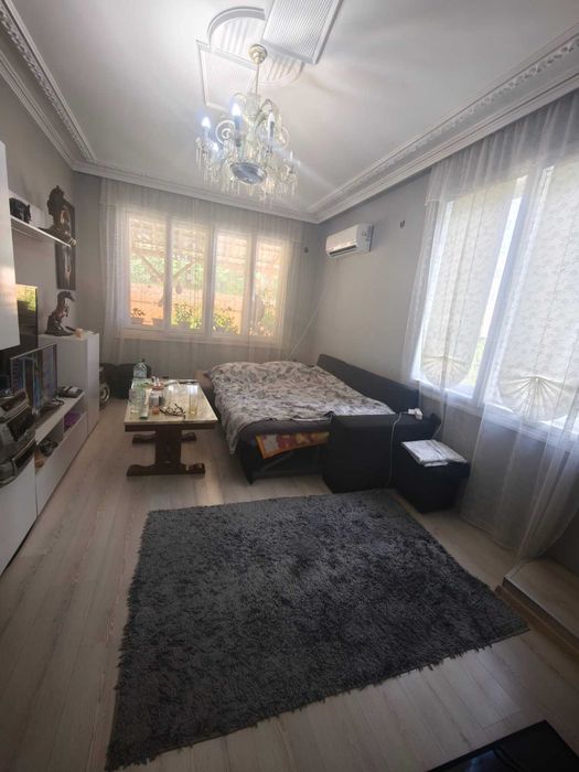 Самостоятелна къща с.Клокотница