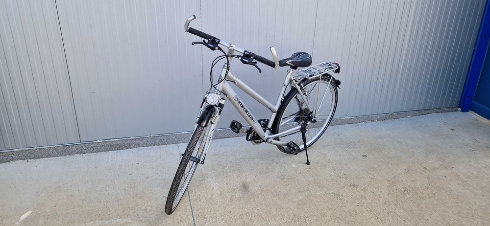 Алуминиев велосипед GUDEREIT дамско колело 28"