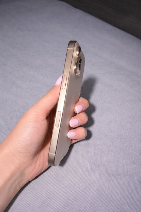 iPhone 16 Pro, 128GB, GOLD– stare excelentă