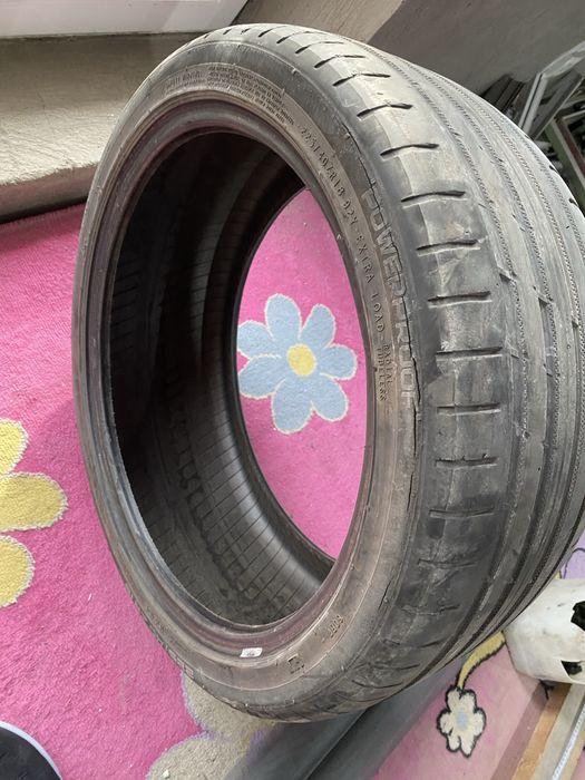 Шина лета 225/40/18