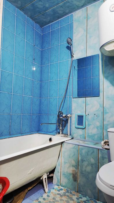 Chirchiq sh. Troyski dahasi, 14-maktab ro‘parasida