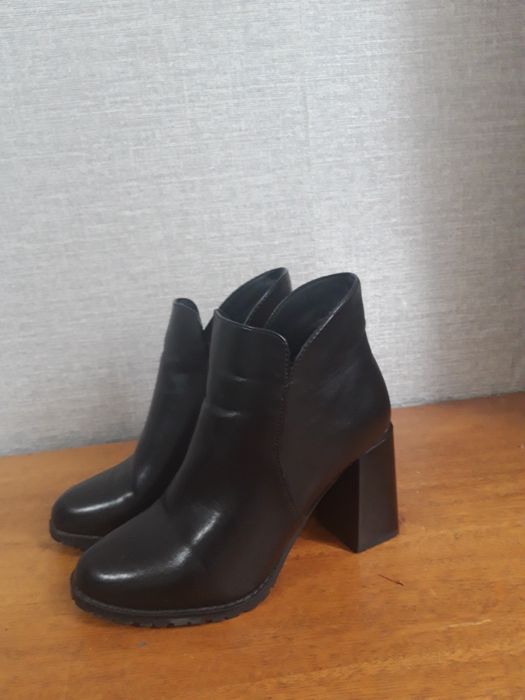 Продам полусапожки