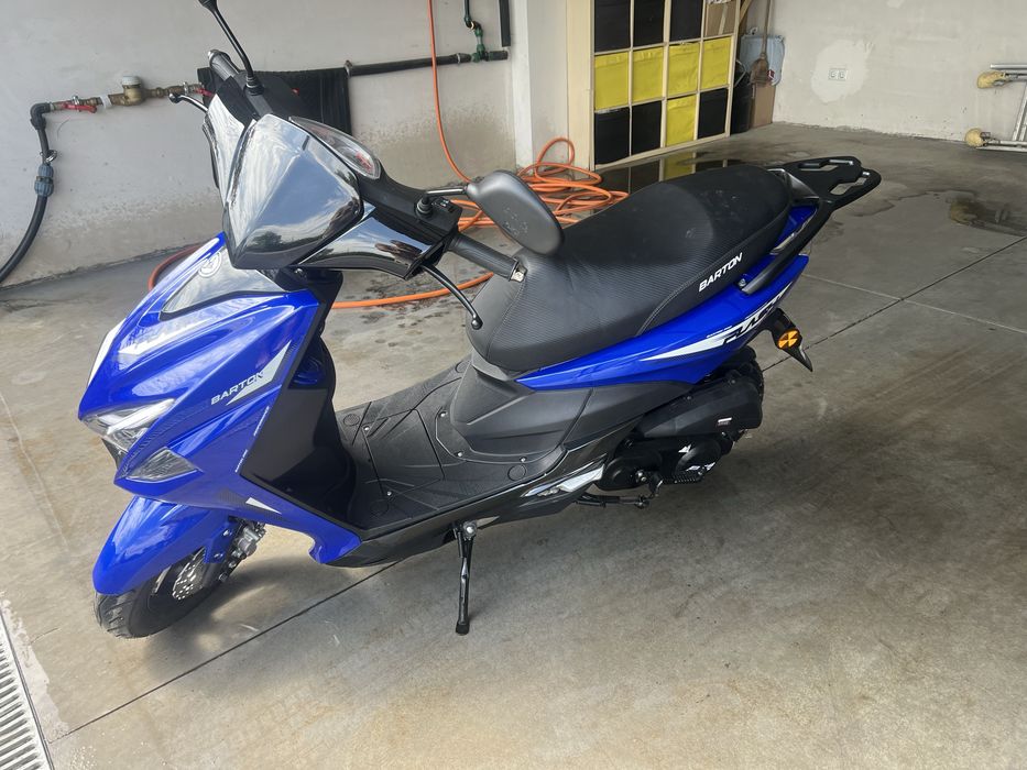 Скуттер  Barton Flash 50