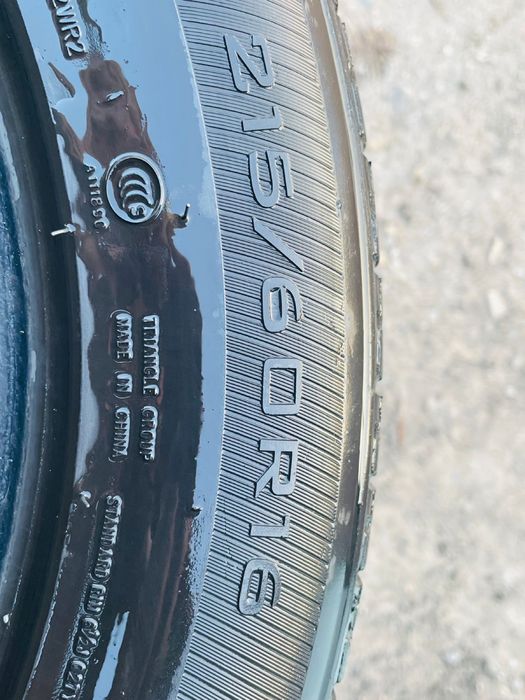 Продам шины 215 60 R16