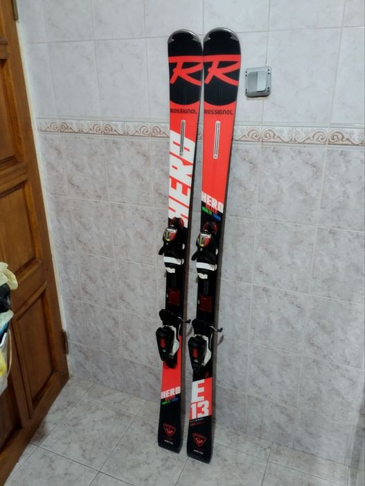 159см.Горные лыжи Rossignol Hero Elite