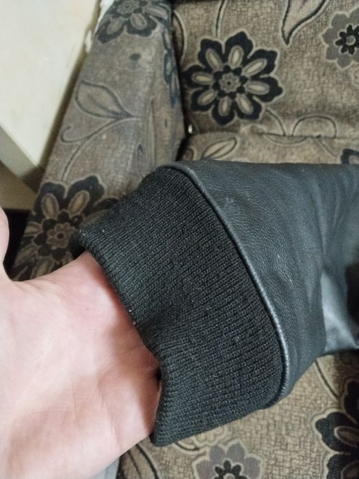 Продам кожаную куртку