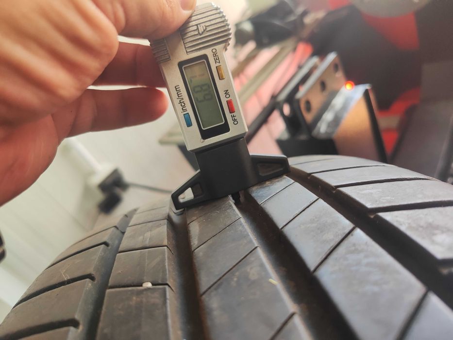 4бр.летни гуми 225/60/18 Bridgestone