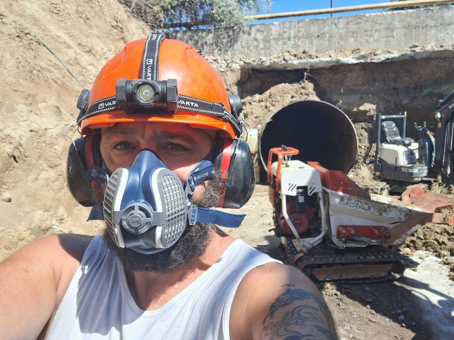 Inchiriez Miniexcavator