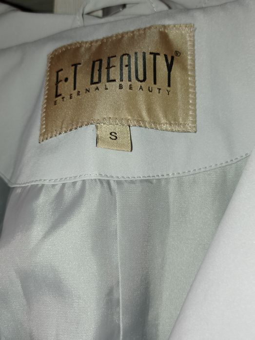 Продам плащ,почти новый