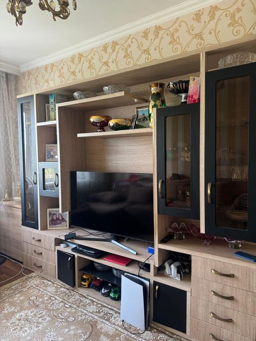 Продам сервант комбинированный