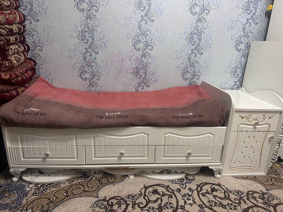 Mebel Shkaf Kravat Tumba