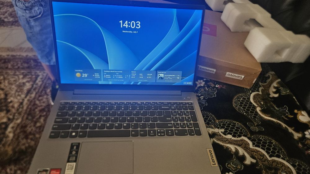 Laptop Lenovo ideala slim3