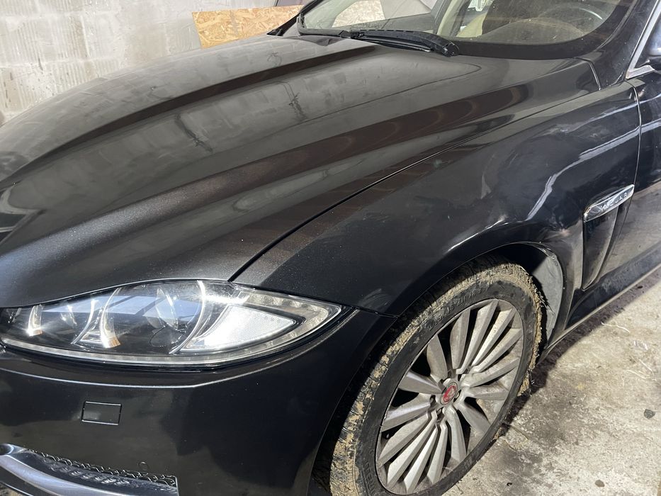 Aripa Fata Dreapta / Aripa Fata Stanga Jaguar XF Facelift 2011-2015
