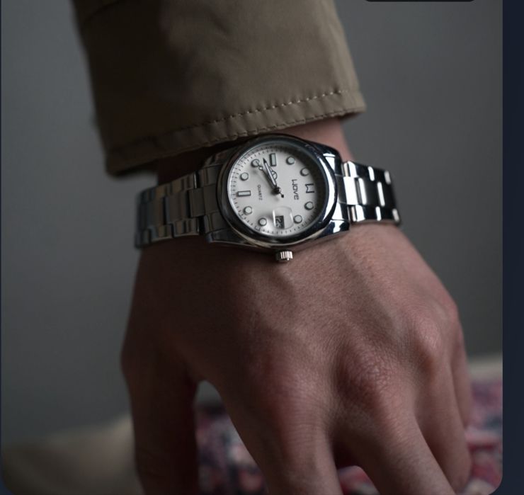 Механический сағаттар, арзан бағаға кетіп жатыр