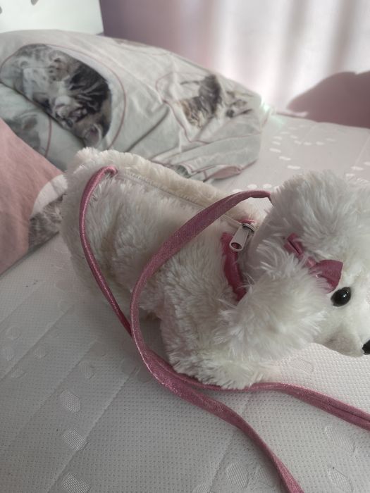 Плюшена чанта куче