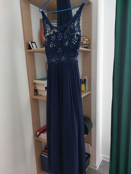 Vand Rochie elegantă