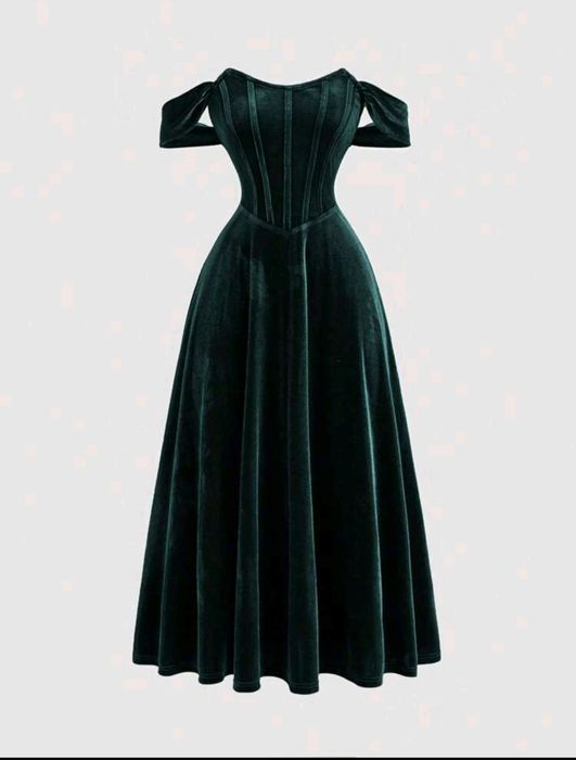 Велюровые платье с корсетной поддержкой