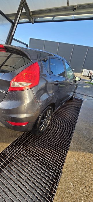 Vand ford fiesta 2009
