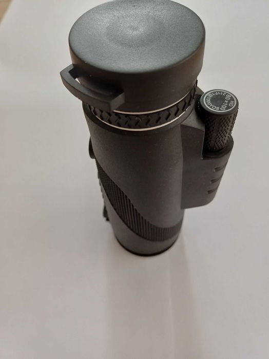 Aparat monocular de vedere nocturnă