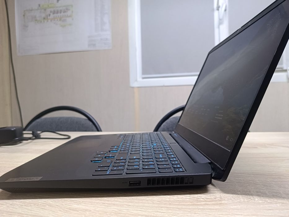 Продам игровой ноутбук