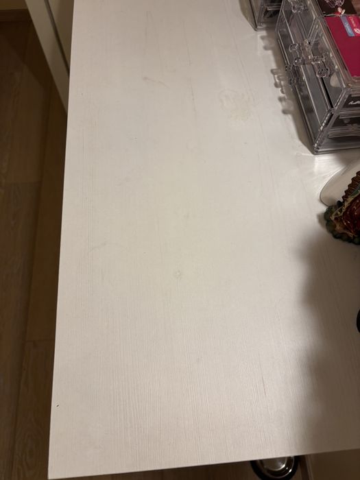 Comoda living VM3, 2 usi, 4 sertare, Alb Antichizat, 128 x 46 x 97 cm