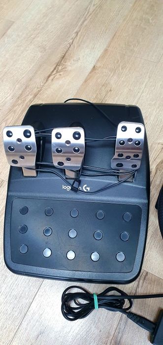 Gaming Volan Logitech G29 Volan+pedal+schimbător+adapter 

Funcționează perfect !

Transport prin olx fan courier . 

Preț: 800

(Deschidere de livra