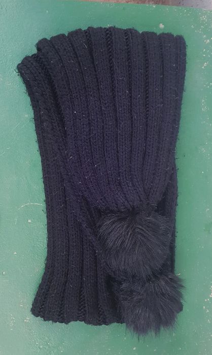 Fular dama cu ciucuri