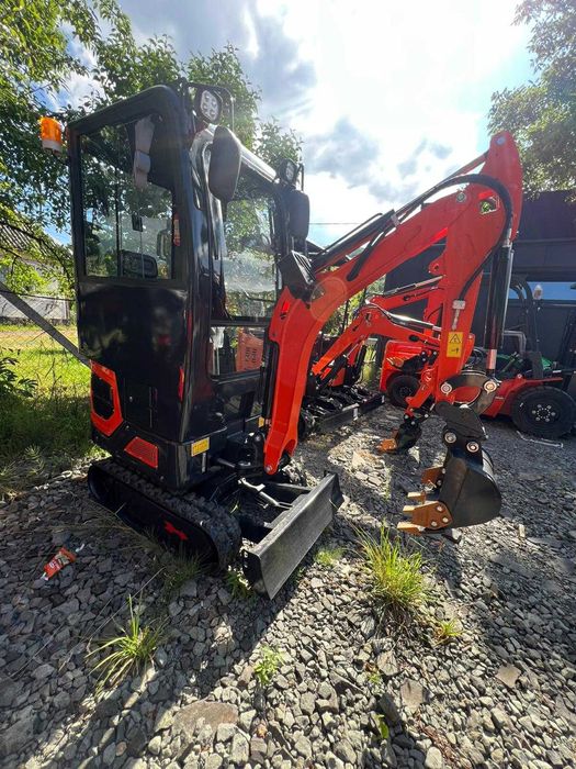 Miniexcavator Macao CT14- Transport Gratuit in toata tara!!!