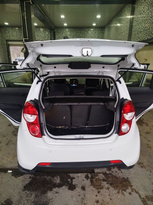 Продам автомашина chevrolet spark последный позиция