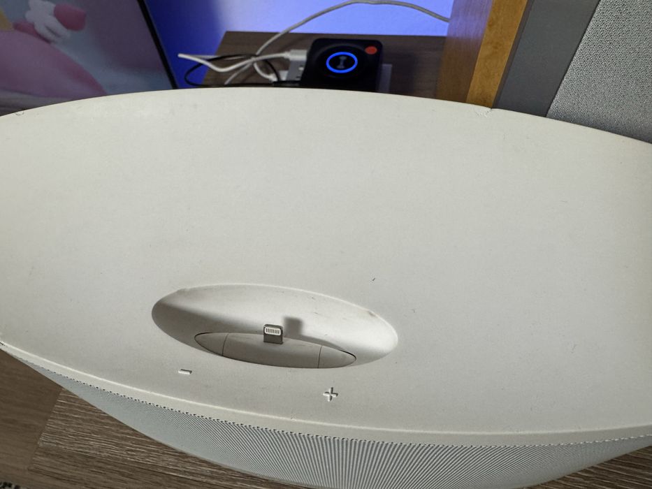 Bowers & wilkins z2 dock boxa