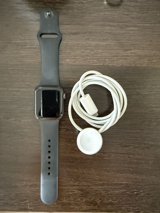 Часы Apple Watch SE 40mm