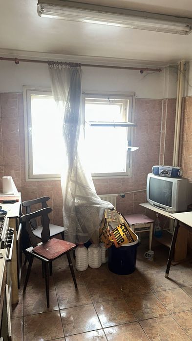 Vand apartament 3 camere Sublocotenent Popa, Rahova