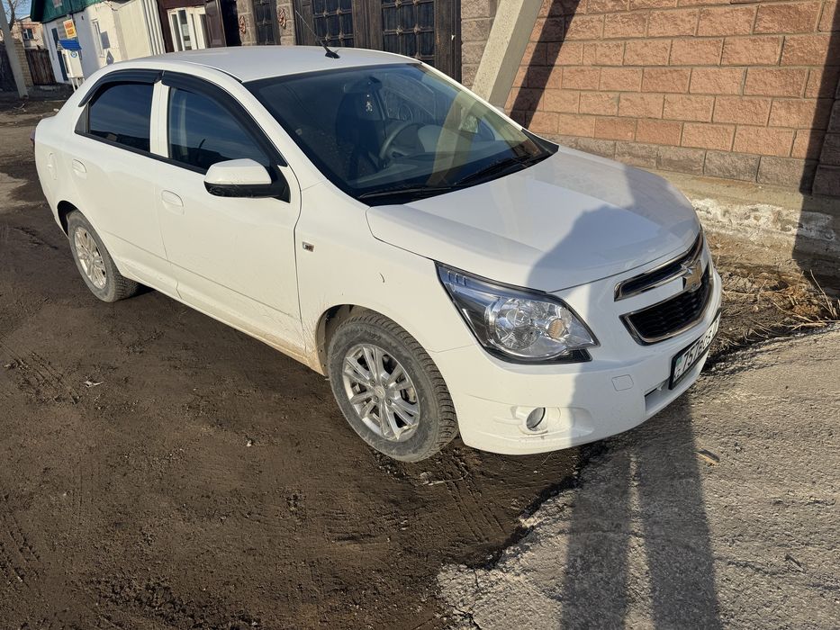 Продам шеврале кобальт