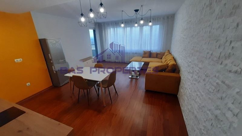 Продава се Тристаен апартамент в София, Обеля 1 - 110 кв.м за 2573 €/кв.м - Снимка #9