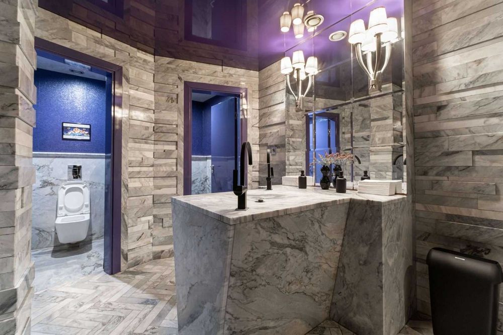 Луксозен нощен бар  / Лаундж за продажба в кв. Смирненски!