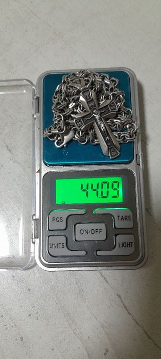 Продам серебро 925 пробы.