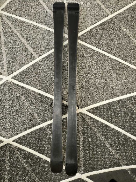 Schiuri Rossignol 158 cm ski in stare buna