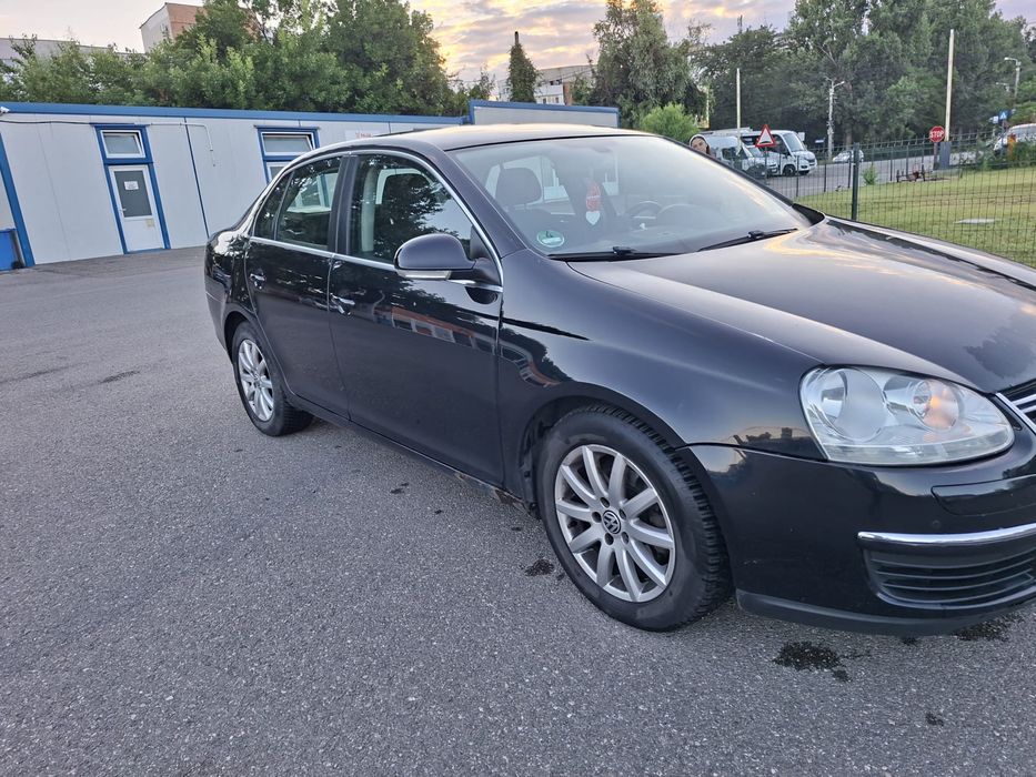 VOLKSWAGEN Jetta 2010 — imagine 2