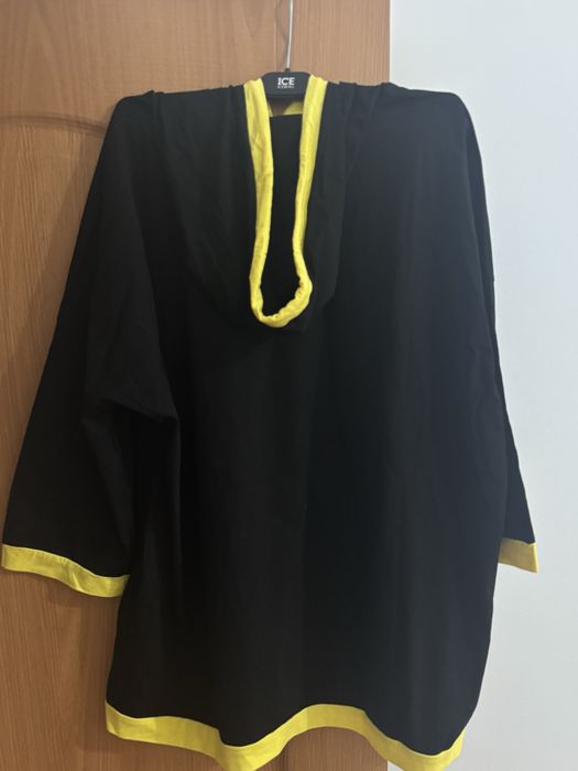 Кофта/футболка с капюшоном