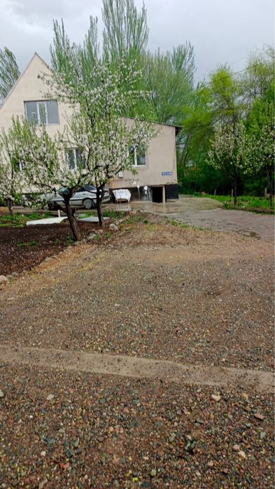 Тез арада үй сатылады