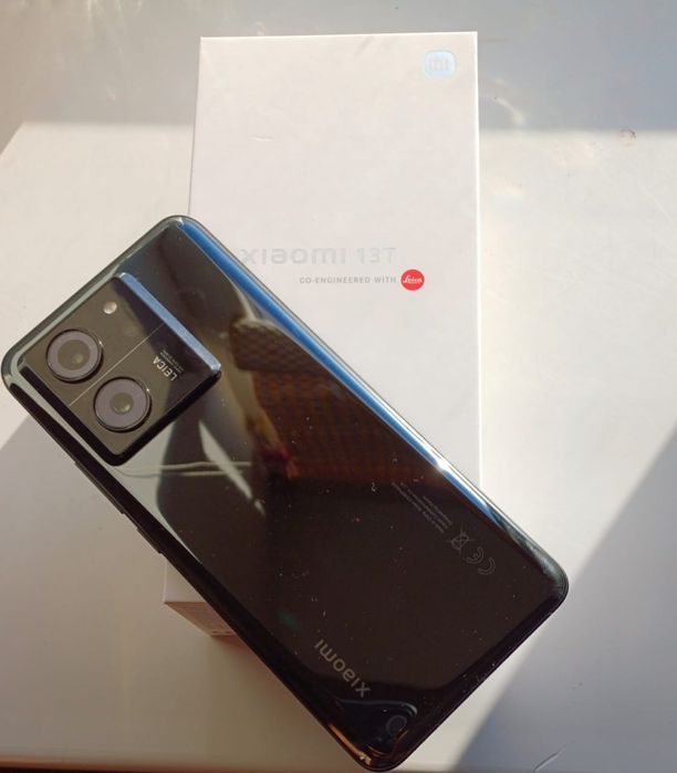 Продам Redmi Note 13 Pro Plus 5G 12/512