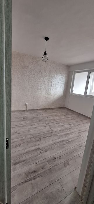 Apartament 3 camere Dambu Pietros