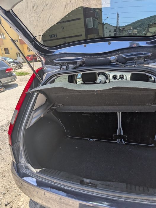 FORD Fiesta 2003 — imagine 4