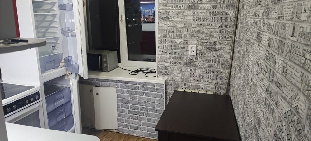 Сдам 2-х ком.кв 120000+свет