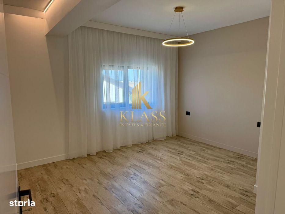 Vila mediteraneana langa padure