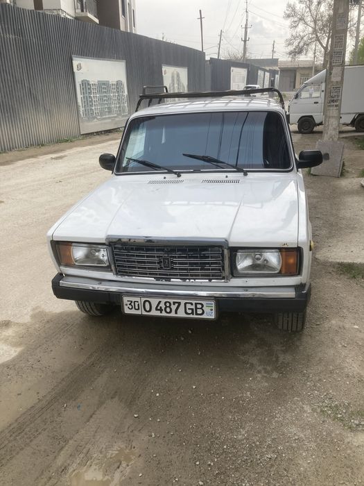 Ваз 2105  мошина 2107 килинган
